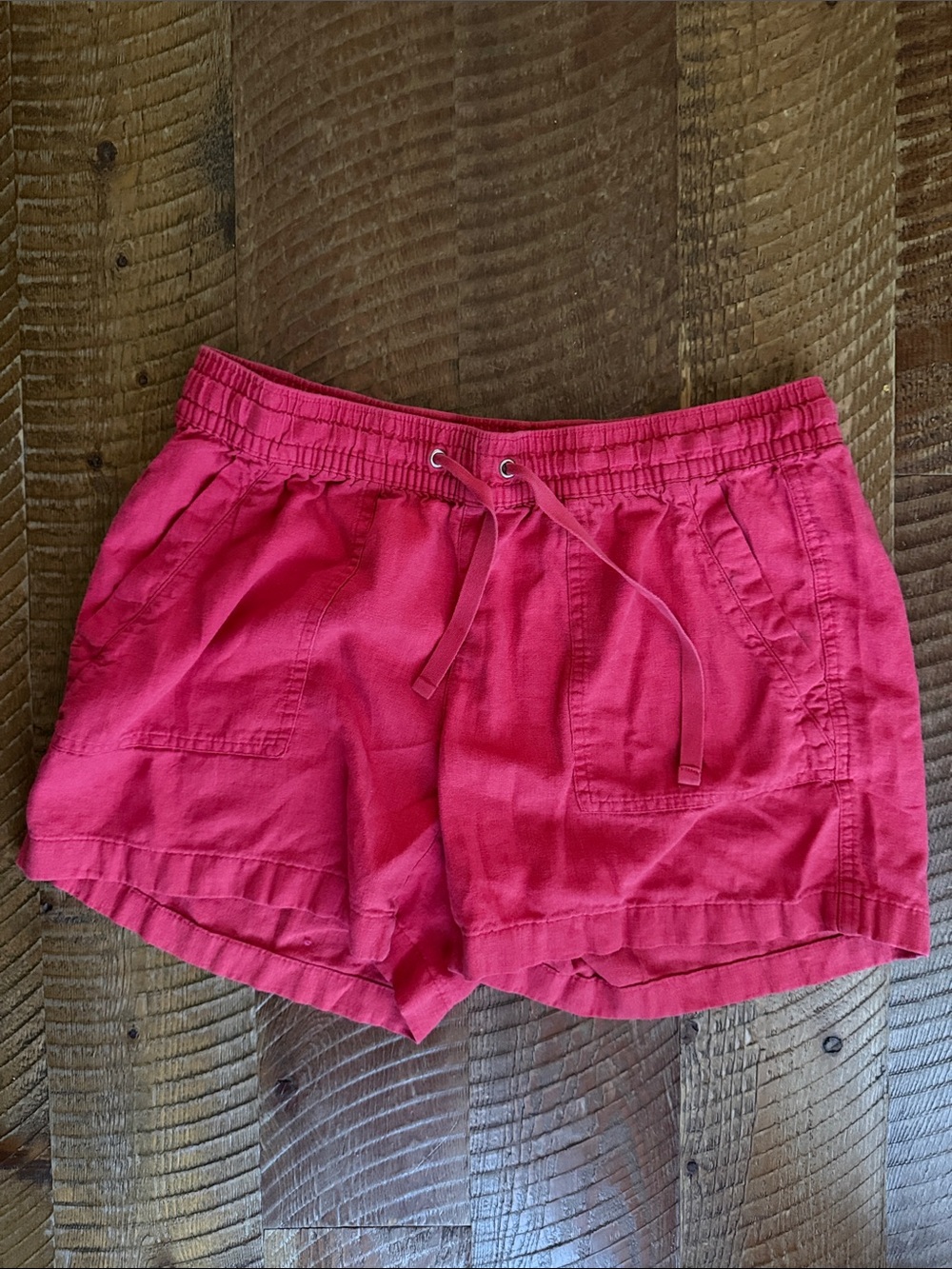 Women’s Red Drawstring Casual Shorts